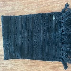 NWOT - Roxy Wool Winter Scarf - Warm & Long 6ft- Black